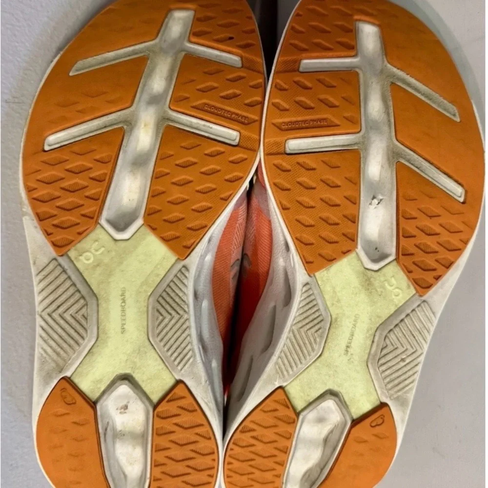 On CloudEclipse Flame Ivory Women’s Running shoes Size 8 - Picture 10 of 11